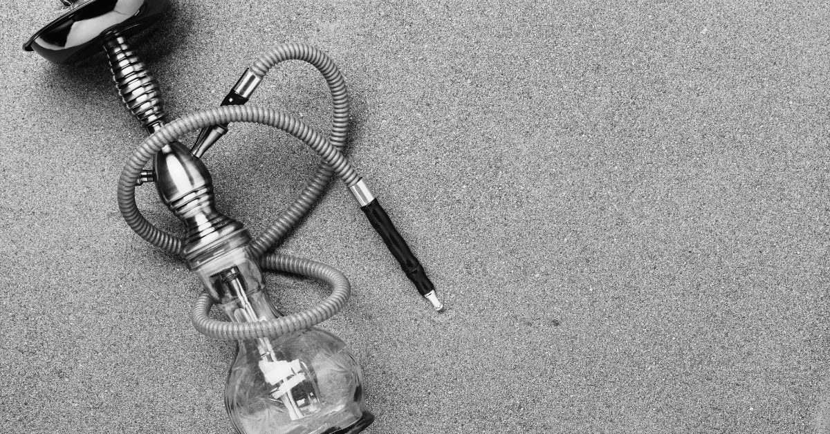 Cum cureți furtunul de narghilea